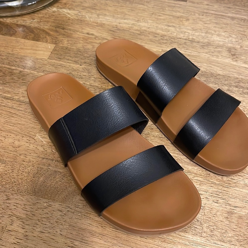 Reef cushion vista size 8